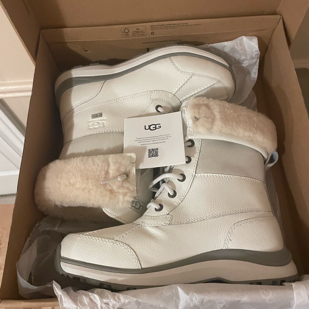 NEW UGG Adirondack III Boot - Picture 3 of 11